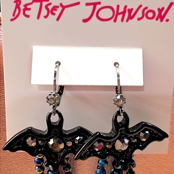 Brand New Betsey Johnson Halloween Bats Rainbow Oil Slick Beads Drop Earrings - Picture 7 of 16